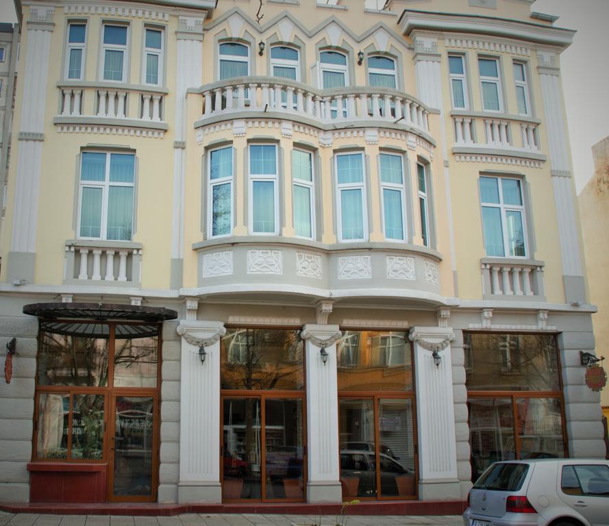 Family Hotel Chiplakoff Burgasz Kültér fotó